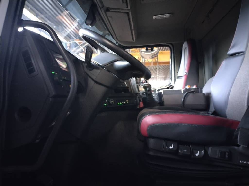 شاحنات قابلة للفك شاحنة Volvo FMX370 6x2 av3700mm multilift vaijerilaite: صور 6 شاحنات قابلة للفك شاحنة Volvo FMX370 6x2 av3700mm multilift vaijerilaite: صور 6