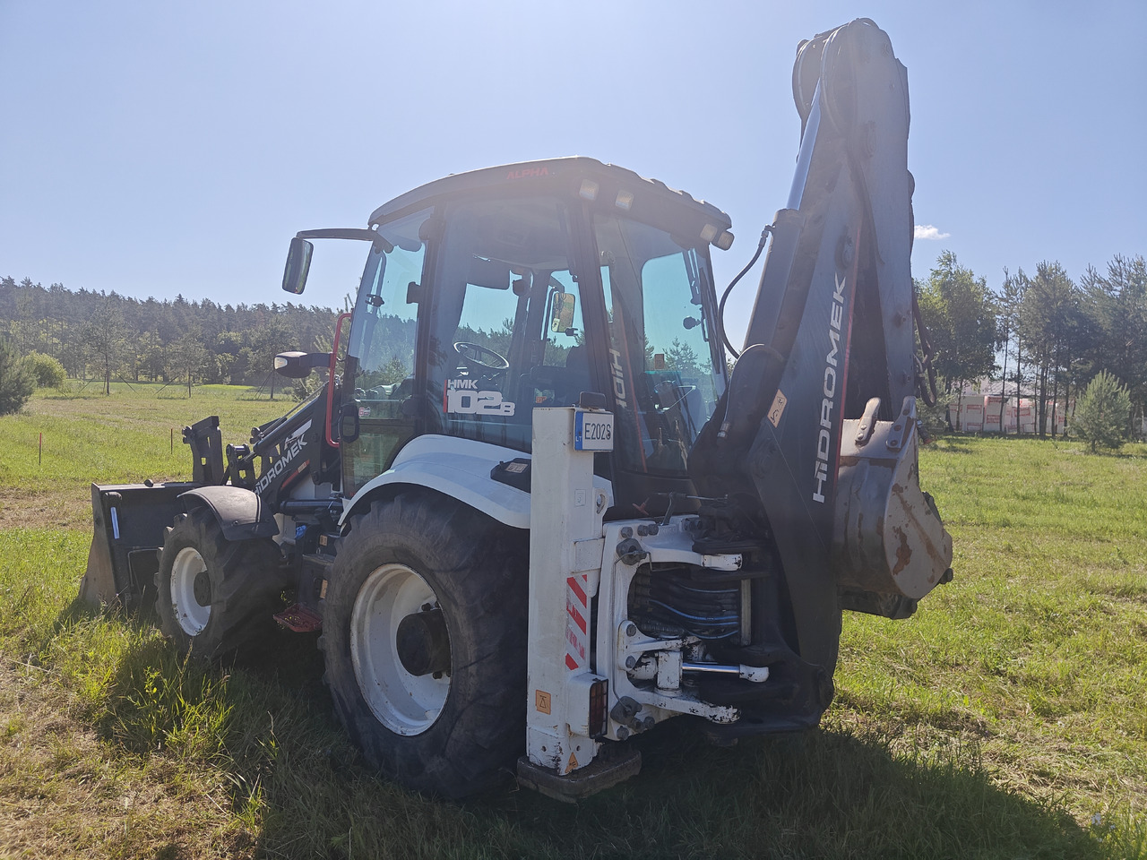 HIDROMEK HMK 102 B - حفار متعدد الاستخدام: صور 4 HIDROMEK HMK 102 B - حفار متعدد الاستخدام: صور 4