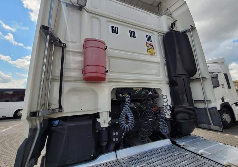 DAF XF510 SPACE CAB / SPROWADZONY / MANUAL / RETARDER - شاحنة جرار: صور 4 DAF XF510 SPACE CAB / SPROWADZONY / MANUAL / RETARDER - شاحنة جرار: صور 4