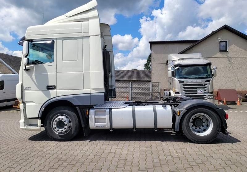 DAF XF510 SPACE CAB / SPROWADZONY / MANUAL / RETARDER - شاحنة جرار: صور 5 DAF XF510 SPACE CAB / SPROWADZONY / MANUAL / RETARDER - شاحنة جرار: صور 5