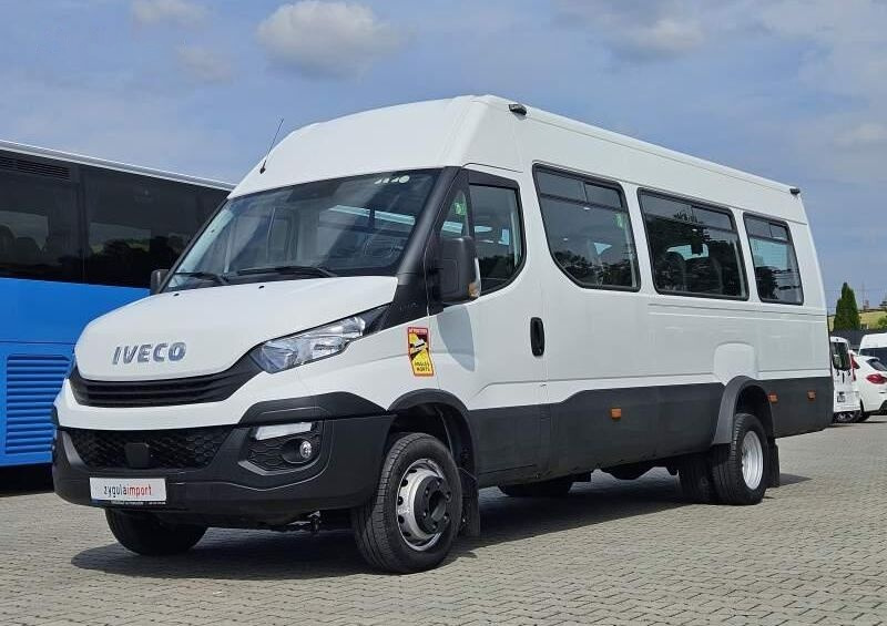 صغيرة, ميكروباص IVECO A60C15: صور 1