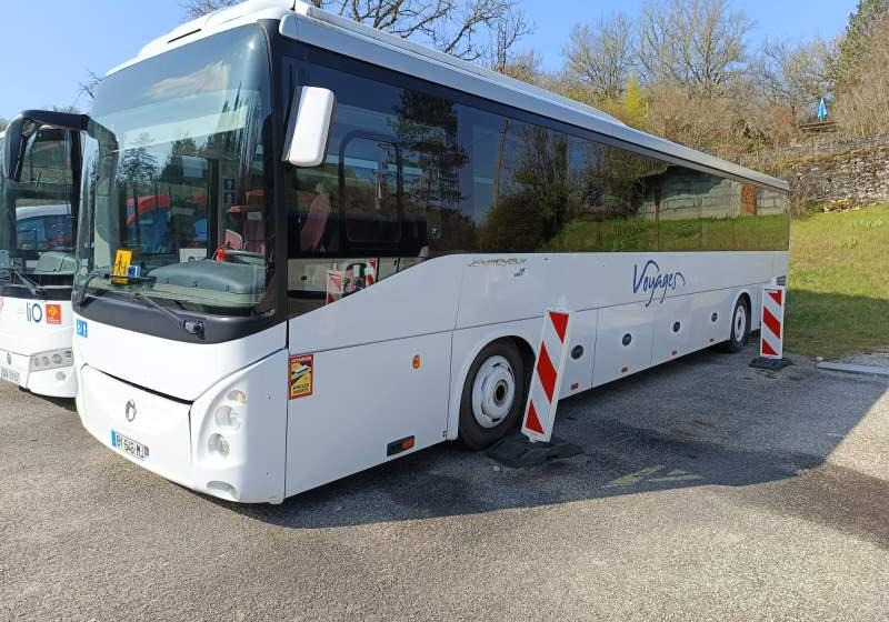 Irisbus EVADYS H / SPROWADZONY/ MANUAL / 272 000 KM - باص النقل بين المدن: صور 1 Irisbus EVADYS H / SPROWADZONY/ MANUAL / 272 000 KM - باص النقل بين المدن: صور 1