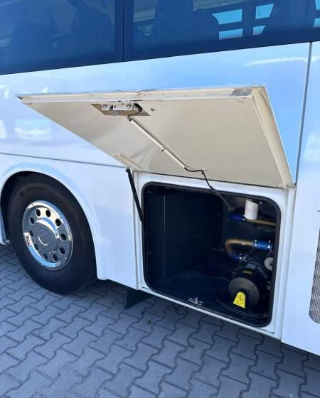 Irisbus RECREO/ DŁUGOŚĆ 10,50 M / DO NAUKI JAZDY/ E5 - باص النقل بين المدن: صور 5 Irisbus RECREO/ DŁUGOŚĆ 10,50 M / DO NAUKI JAZDY/ E5 - باص النقل بين المدن: صور 5