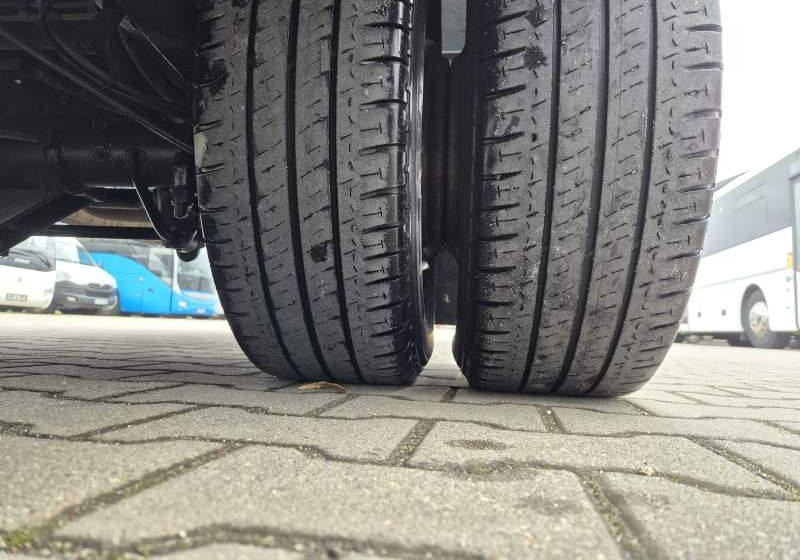 صغيرة, ميكروباص Iveco A60C15 DAILY/SPROWADZONE/E6/39 000 KM/KLIMA: صور 24 صغيرة, ميكروباص Iveco A60C15 DAILY/SPROWADZONE/E6/39 000 KM/KLIMA: صور 24