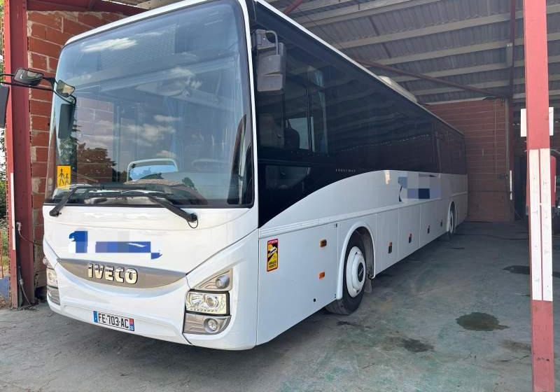 Iveco CROSSWAY/ SPROWADZONY / 180 000 KM / MANUAL - باص النقل بين المدن: صور 1 Iveco CROSSWAY/ SPROWADZONY / 180 000 KM / MANUAL - باص النقل بين المدن: صور 1