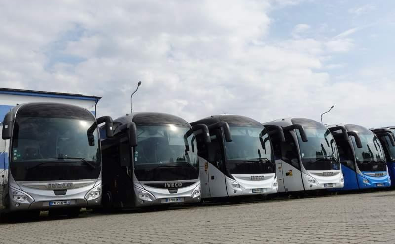 Iveco MAGELYS / SPROWADZONE / 12.80 M / 12.20 M / EURO 6 - سياحية حافلة: صور 2 Iveco MAGELYS / SPROWADZONE / 12.80 M / 12.20 M / EURO 6 - سياحية حافلة: صور 2