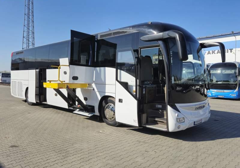Iveco MAGELYS / SPROWADZONY / WINDA / EURO 6 - سياحية حافلة: صور 2 Iveco MAGELYS / SPROWADZONY / WINDA / EURO 6 - سياحية حافلة: صور 2