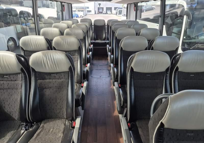 MAN LION'S COACH/ SPROWADZONY / 55 MIEJSC/ EURO 6 - سياحية حافلة: صور 5 MAN LION'S COACH/ SPROWADZONY / 55 MIEJSC/ EURO 6 - سياحية حافلة: صور 5