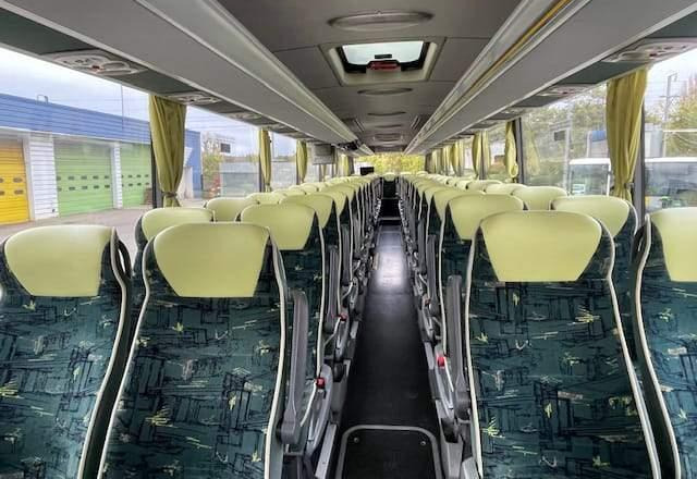 Mercedes-Benz TOURISMO M2 RHD / SPROWADZONY/ 65 MIEJSC/ EURO 5 - سياحية حافلة: صور 2 Mercedes-Benz TOURISMO M2 RHD / SPROWADZONY/ 65 MIEJSC/ EURO 5 - سياحية حافلة: صور 2