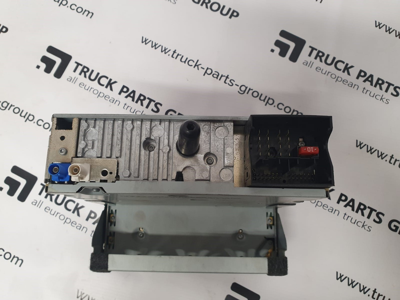 SCANIA SCANIA T, P, G, R, S series navi system navigation multimedia unit radio unit 720000063, 2026742, 2026747, 2026745, 2325235, 2538534, 2619691 - قطع الغيار - شاحنة: صور 4 SCANIA SCANIA T, P, G, R, S series navi system navigation multimedia unit radio unit 720000063, 2026742, 2026747, 2026745, 2325235, 2538534, 2619691 - قطع الغيار - شاحنة: صور 4