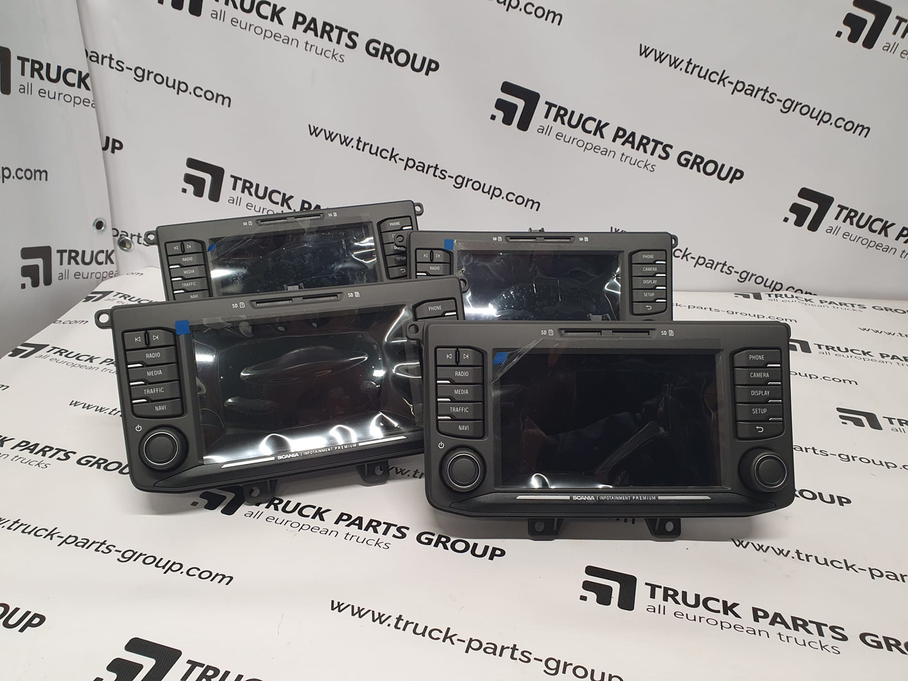 SCANIA Scania T, P, G, R, L series EURO6, EURO 6 emission standard series multimedia navigation system HU scania AUS4 STD DAB, NAVI system, Harman / Becker 2594720, 2735760, 2635711, 2783088, infotainment sy - قطع الغيار - شاحنة: صور 1 SCANIA Scania T, P, G, R, L series EURO6, EURO 6 emission standard series multimedia navigation system HU scania AUS4 STD DAB, NAVI system, Harman / Becker 2594720, 2735760, 2635711, 2783088, infotainment sy - قطع الغيار - شاحنة: صور 1