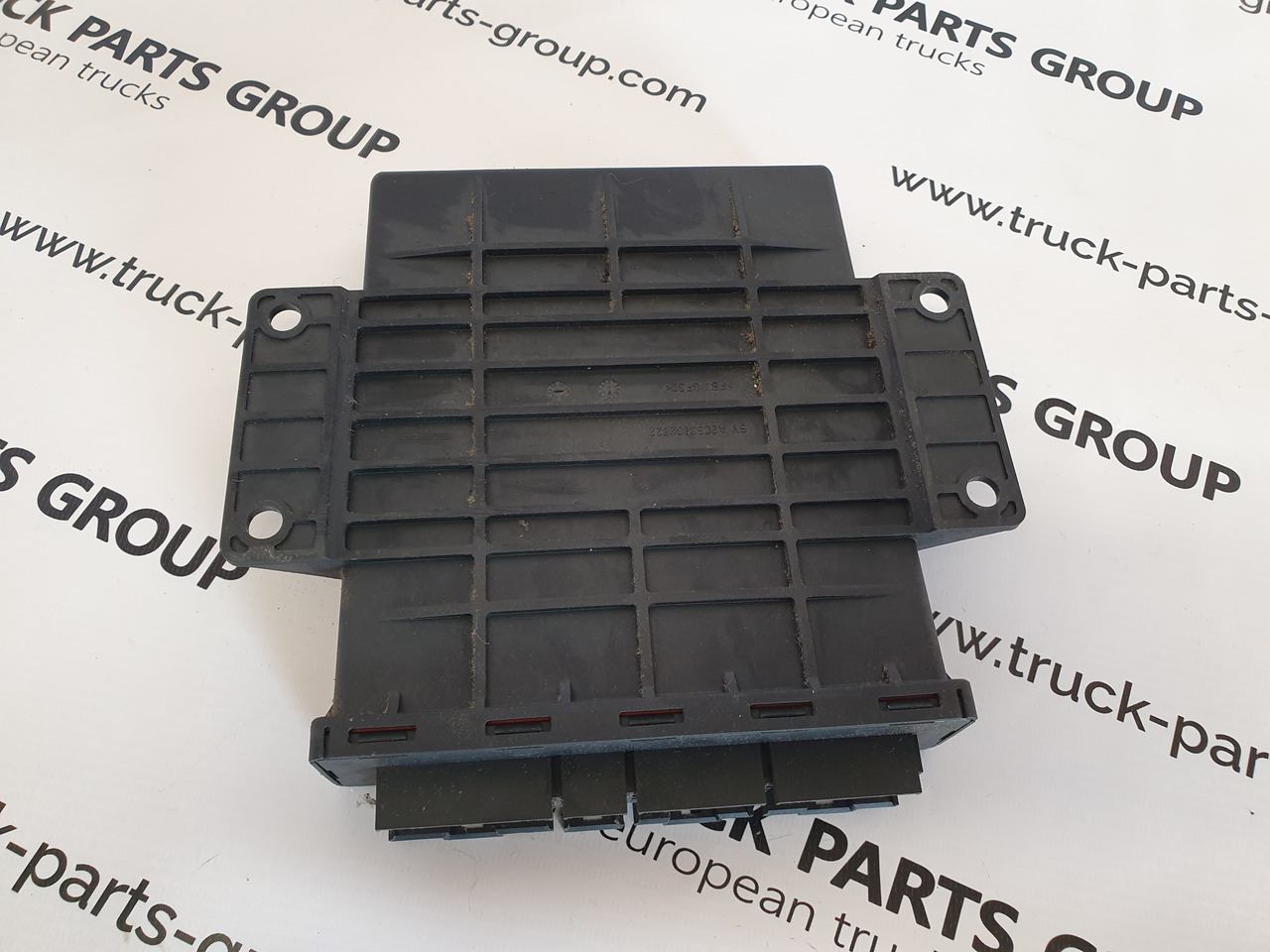 SCANIA T, P, G, L, R series OPC4, ECU, GMS control unit, 1726266, 15186 control unit - كتلة التحكم - شاحنة: صور 3 SCANIA T, P, G, L, R series OPC4, ECU, GMS control unit, 1726266, 15186 control unit - كتلة التحكم - شاحنة: صور 3