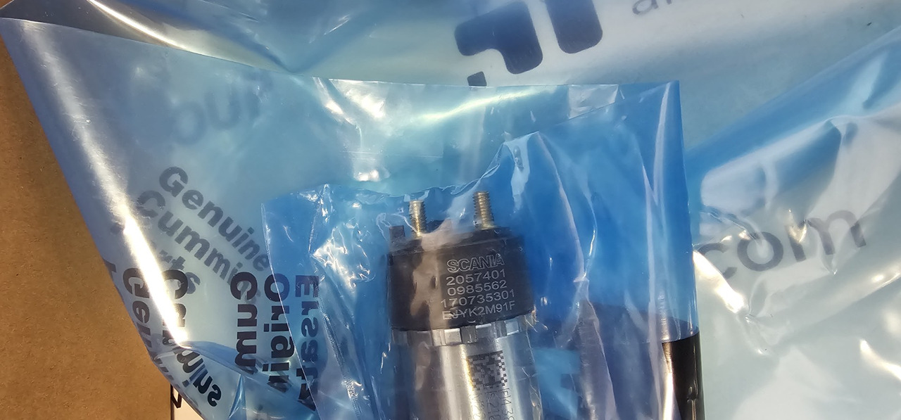Scania injectors unit injectors XPI, EURO5, EURO6 DC13 engine, DC1305, DC1307, DC1310, DC13147 L01, DC13115, DC13124, DC13158, 2057401, 2036181, 2031835, 574423, 1933612, 575176, 2057401, 2036181, 203 - حاقن - شاحنة: صور 4 Scania injectors unit injectors XPI, EURO5, EURO6 DC13 engine, DC1305, DC1307, DC1310, DC13147 L01, DC13115, DC13124, DC13158, 2057401, 2036181, 2031835, 574423, 1933612, 575176, 2057401, 2036181, 203 - حاقن - شاحنة: صور 4