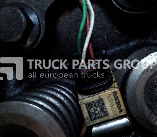 VOLVO FH4, EURO6 D13K injector unit, injectors, 22435395, 22254576, 21 injector - حاقن - شاحنة: صور 2 VOLVO FH4, EURO6 D13K injector unit, injectors, 22435395, 22254576, 21 injector - حاقن - شاحنة: صور 2