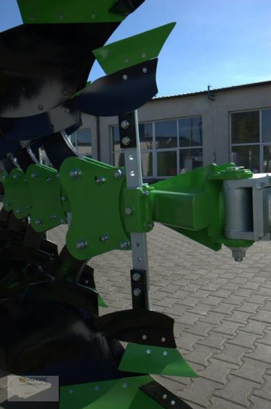 BOMET Drehpflug U064/2 4 Schar 0,30-0,38-0,45m Körperbreite - محراث: صور 3 BOMET Drehpflug U064/2 4 Schar 0,30-0,38-0,45m Körperbreite - محراث: صور 3