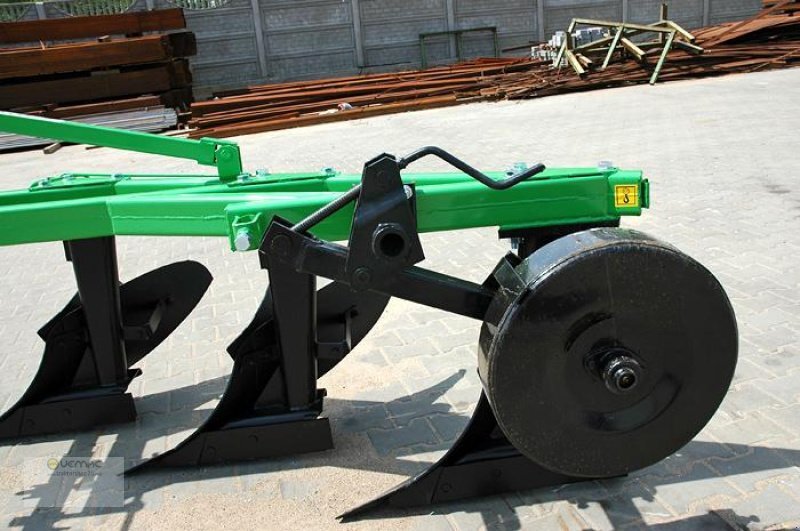 BOMET Rahmenpflug U013/2 4 Schar 0,25m Körperbreite - محراث: صور 2 BOMET Rahmenpflug U013/2 4 Schar 0,25m Körperbreite - محراث: صور 2