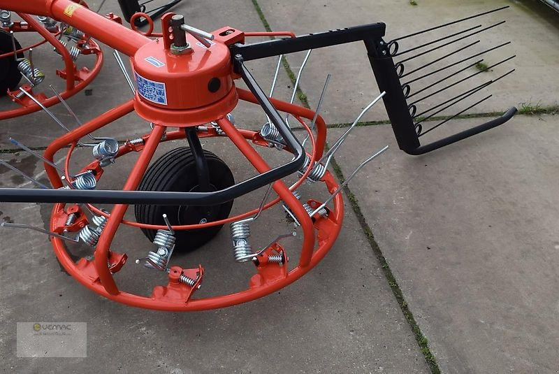 Boxer Heuwender 300cm Boxer HB275 Heuschwader Kreiselwender Schwader - لمّامَة القش: صور 3 Boxer Heuwender 300cm Boxer HB275 Heuschwader Kreiselwender Schwader - لمّامَة القش: صور 3