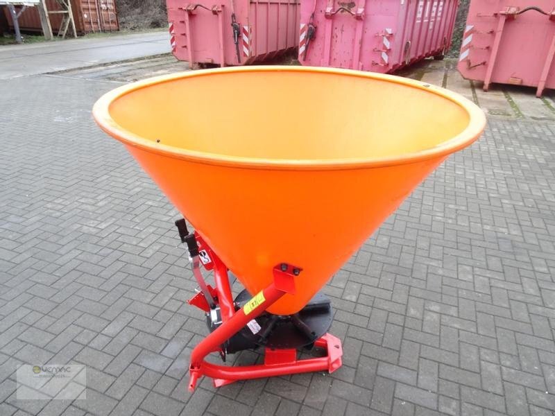 Dexwal Salzstreuer Düngerstreuer Streuer Trichterstreuer 500 Liter - الرمال مفرشة: صور 4 Dexwal Salzstreuer Düngerstreuer Streuer Trichterstreuer 500 Liter - الرمال مفرشة: صور 4