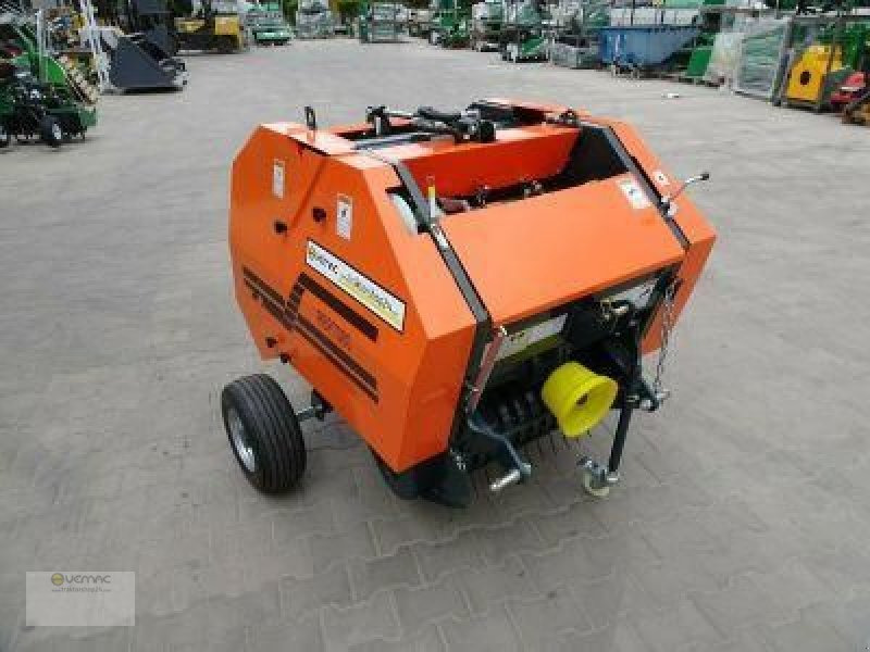 Vemac Ballenpresse RBP7060 Mini 60x70cm Rundballenpresse Heupresse NEU - مكبس القش الدائري: صور 2 Vemac Ballenpresse RBP7060 Mini 60x70cm Rundballenpresse Heupresse NEU - مكبس القش الدائري: صور 2