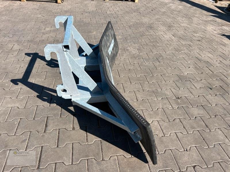 Vemac Gummischieber 200 Weidemann Kramer Wacker Hoflader Futterschieber - شفرة الجرافة - الآلات والماكينات الزراعية: صور 5 Vemac Gummischieber 200 Weidemann Kramer Wacker Hoflader Futterschieber - شفرة الجرافة - الآلات والماكينات الزراعية: صور 5