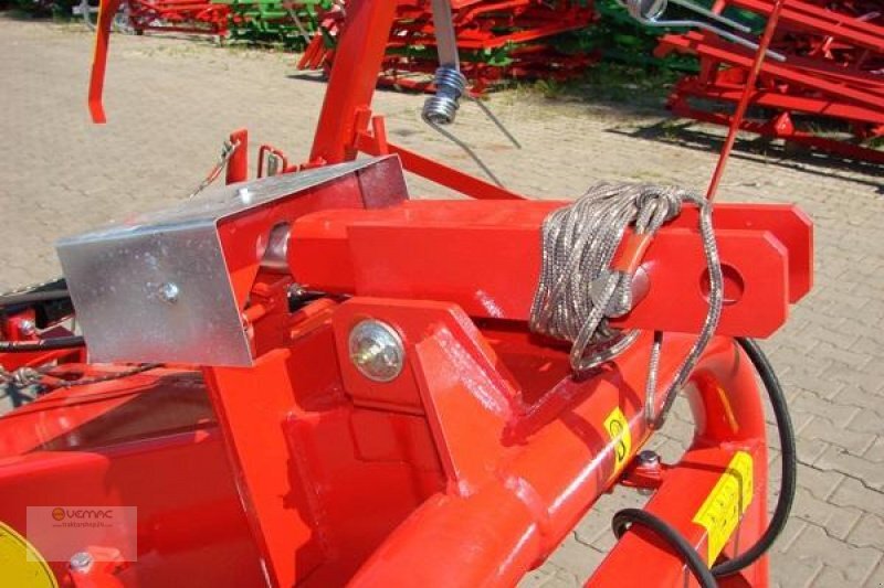 Vemac Heuwender Kreiselwender Kreiselheuwender Neu 5,2m - لمّامَة القش: صور 2 Vemac Heuwender Kreiselwender Kreiselheuwender Neu 5,2m - لمّامَة القش: صور 2