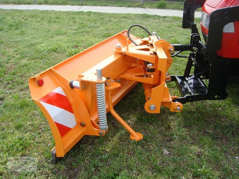 Vemac Schneeschild Schneepflug Schneeschieber 240cm NEU - كاسحة ثلوج: صور 1 Vemac Schneeschild Schneepflug Schneeschieber 240cm NEU - كاسحة ثلوج: صور 1