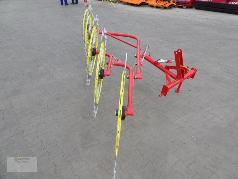 Vemac Sternschwader Sternwender Sternheuwender Sternschwader Z213-1 Schwader Heuwender Wender NEU - لمّامَة القش: صور 2 Vemac Sternschwader Sternwender Sternheuwender Sternschwader Z213-1 Schwader Heuwender Wender NEU - لمّامَة القش: صور 2