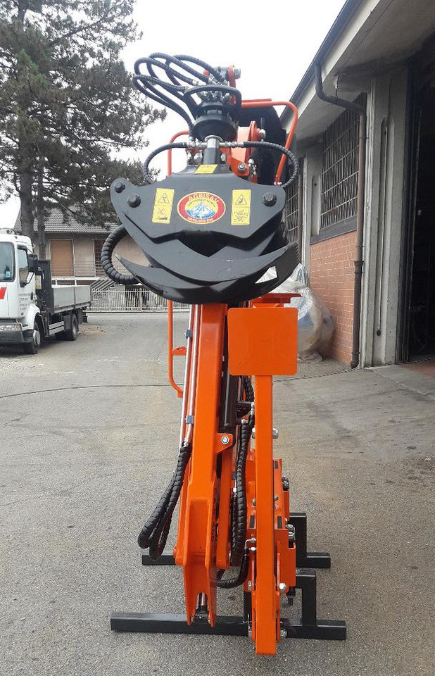 Gru - caricatore forestale PAS450 da rimorchio - ونش كرين - معدات الغابات: صور 2 Gru - caricatore forestale PAS450 da rimorchio - ونش كرين - معدات الغابات: صور 2