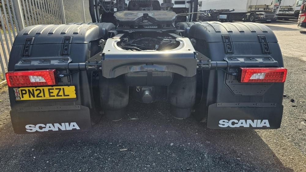شاحنة جرار Scania R450: صور 11