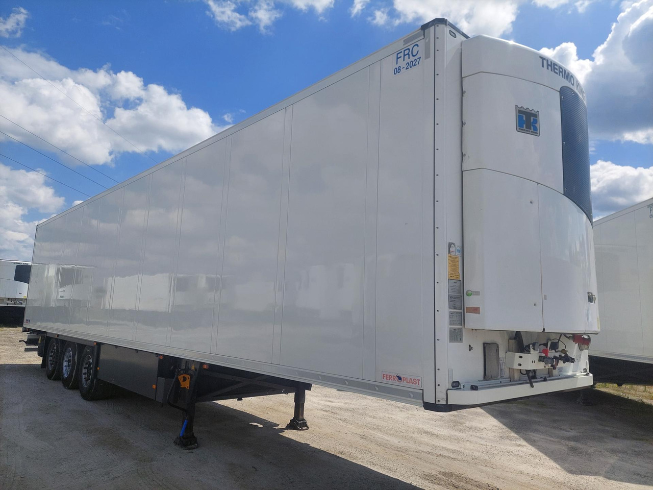 2018 Schmitz Cargobull SKO Double Deck FP 60 ThermoKing SLXi 300 Lifting Axle - مبردة نصف مقطورة: صور 4 2018 Schmitz Cargobull SKO Double Deck FP 60 ThermoKing SLXi 300 Lifting Axle - مبردة نصف مقطورة: صور 4