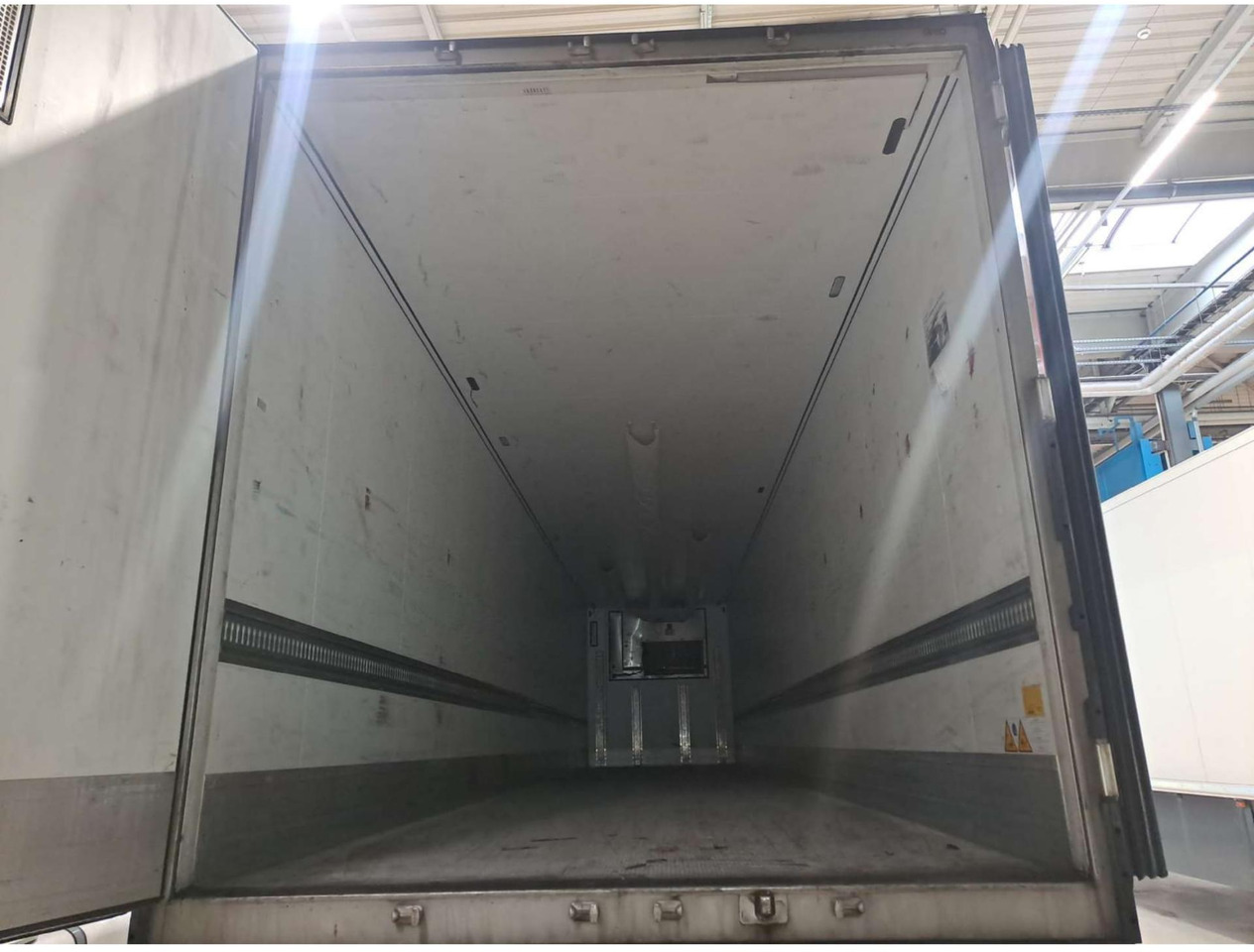 2019 Schmitz Cargobull SKO FP 60 ThermoKing SLXi 300 - مبردة نصف مقطورة: صور 5 2019 Schmitz Cargobull SKO FP 60 ThermoKing SLXi 300 - مبردة نصف مقطورة: صور 5