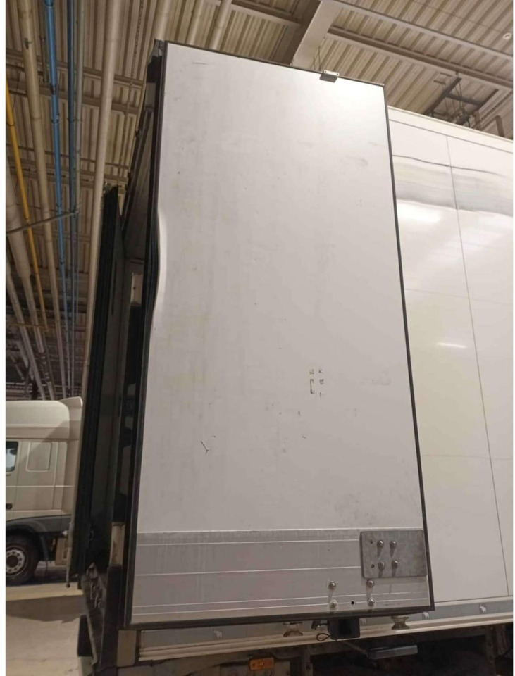 2020 Schmitz Cargobull SKO FP 60 ThermoKing SLXi 300 - مبردة نصف مقطورة: صور 4 2020 Schmitz Cargobull SKO FP 60 ThermoKing SLXi 300 - مبردة نصف مقطورة: صور 4