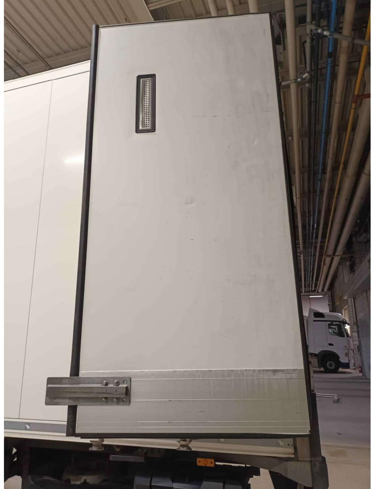 2020 Schmitz Cargobull SKO FP 60 ThermoKing SLXi 300 - مبردة نصف مقطورة: صور 2 2020 Schmitz Cargobull SKO FP 60 ThermoKing SLXi 300 - مبردة نصف مقطورة: صور 2