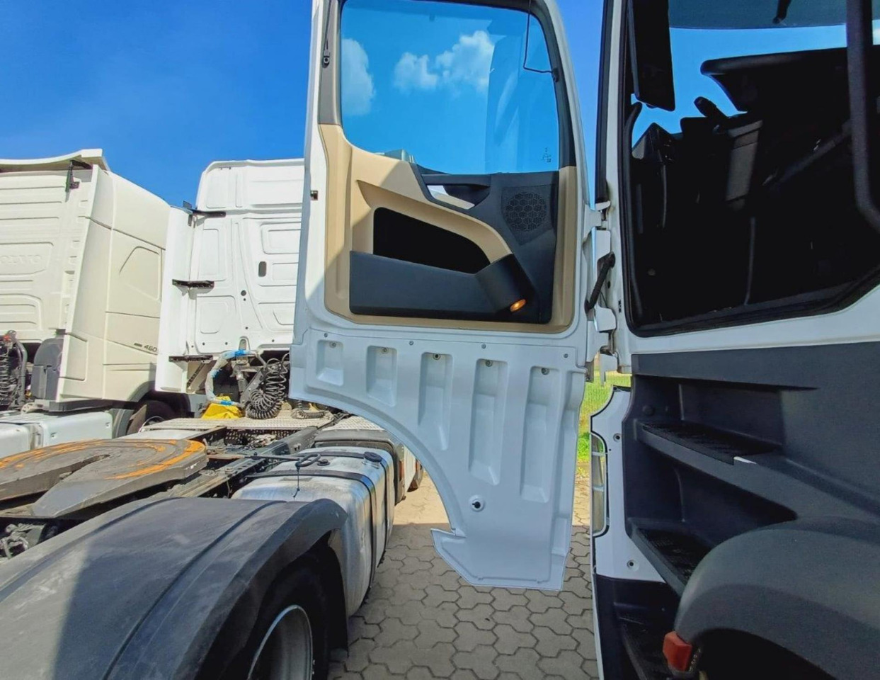 2021 Mercedes-Benz Actros 5 1845 BigSpace - أخرى: صور 2 2021 Mercedes-Benz Actros 5 1845 BigSpace - أخرى: صور 2