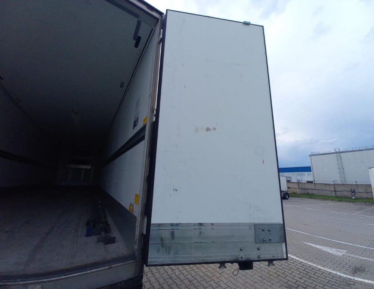 2022 Schmitz Cargobull SKO FP 45 Carrier Vector 1550 - مبردة نصف مقطورة: صور 2 2022 Schmitz Cargobull SKO FP 45 Carrier Vector 1550 - مبردة نصف مقطورة: صور 2