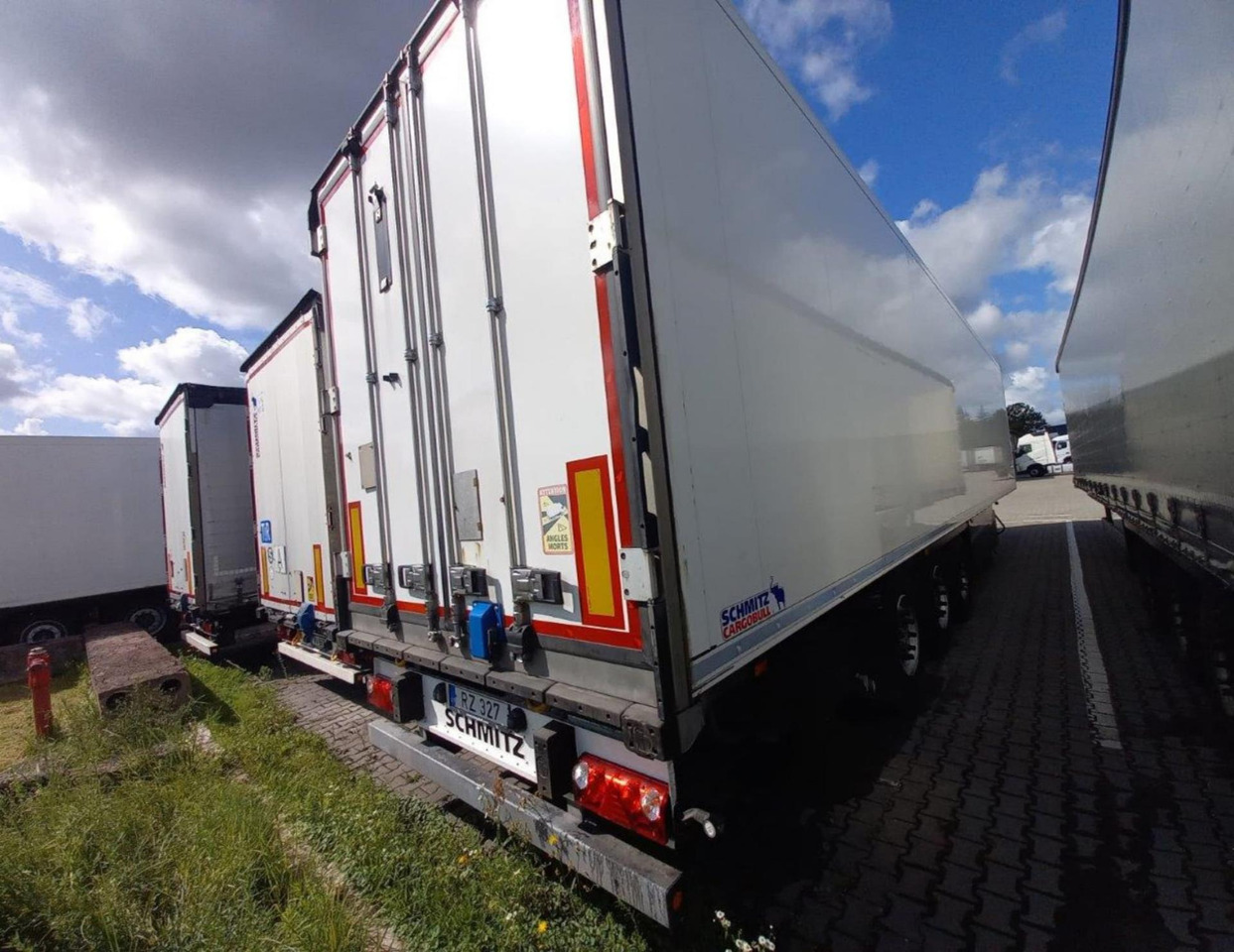 2022 Schmitz Cargobull SKO FP 60 ThermoKing SLXi 300 - مبردة نصف مقطورة: صور 4 2022 Schmitz Cargobull SKO FP 60 ThermoKing SLXi 300 - مبردة نصف مقطورة: صور 4