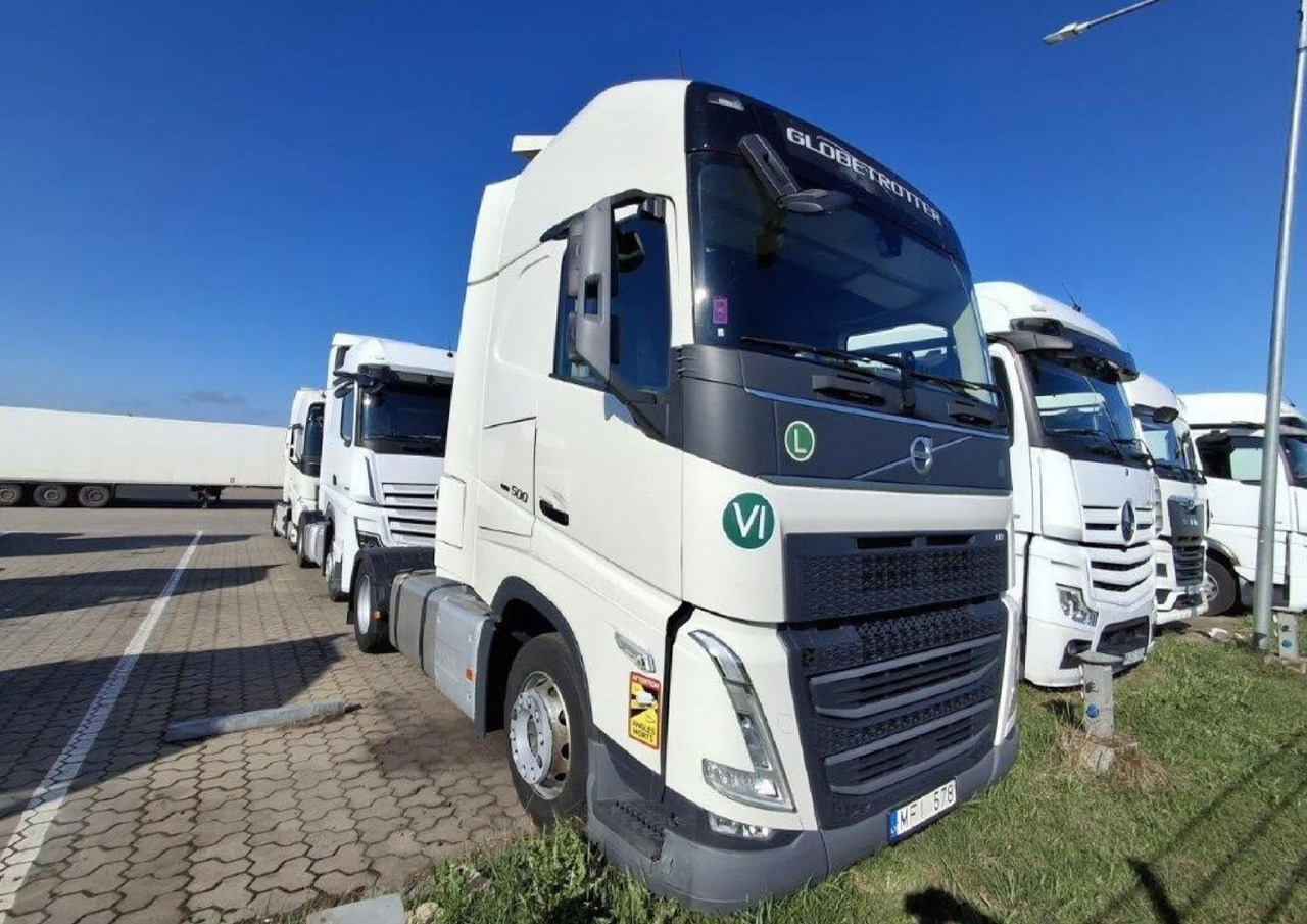 2022 Volvo FH 500 Globetrotter XL Varios - شاحنة جرار: صور 2 2022 Volvo FH 500 Globetrotter XL Varios - شاحنة جرار: صور 2