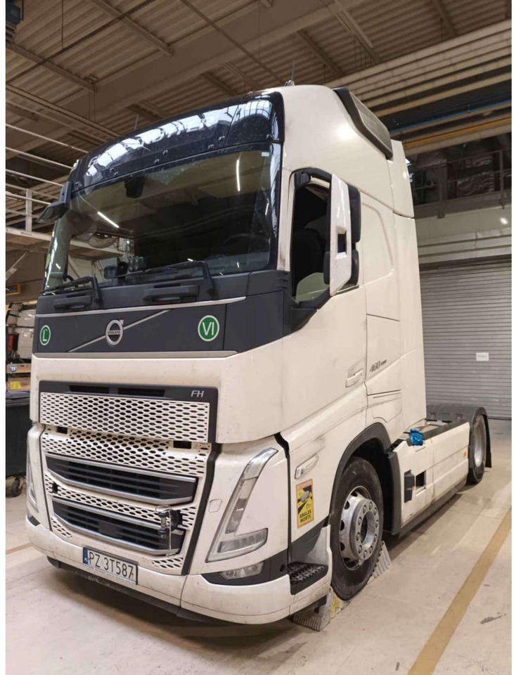 2023 Volvo FH 460 Globetrotter XL i-Save - شاحنة جرار: صور 1 2023 Volvo FH 460 Globetrotter XL i-Save - شاحنة جرار: صور 1