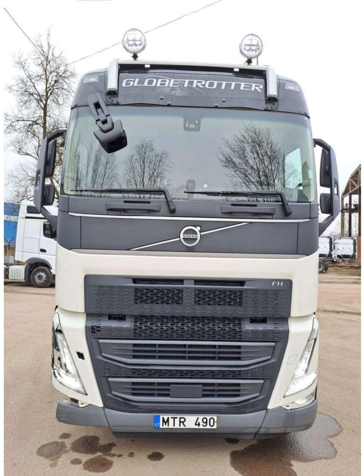 2023 Volvo FH 540 Globetrotter XL Retarder - شاحنة جرار: صور 1 2023 Volvo FH 540 Globetrotter XL Retarder - شاحنة جرار: صور 1