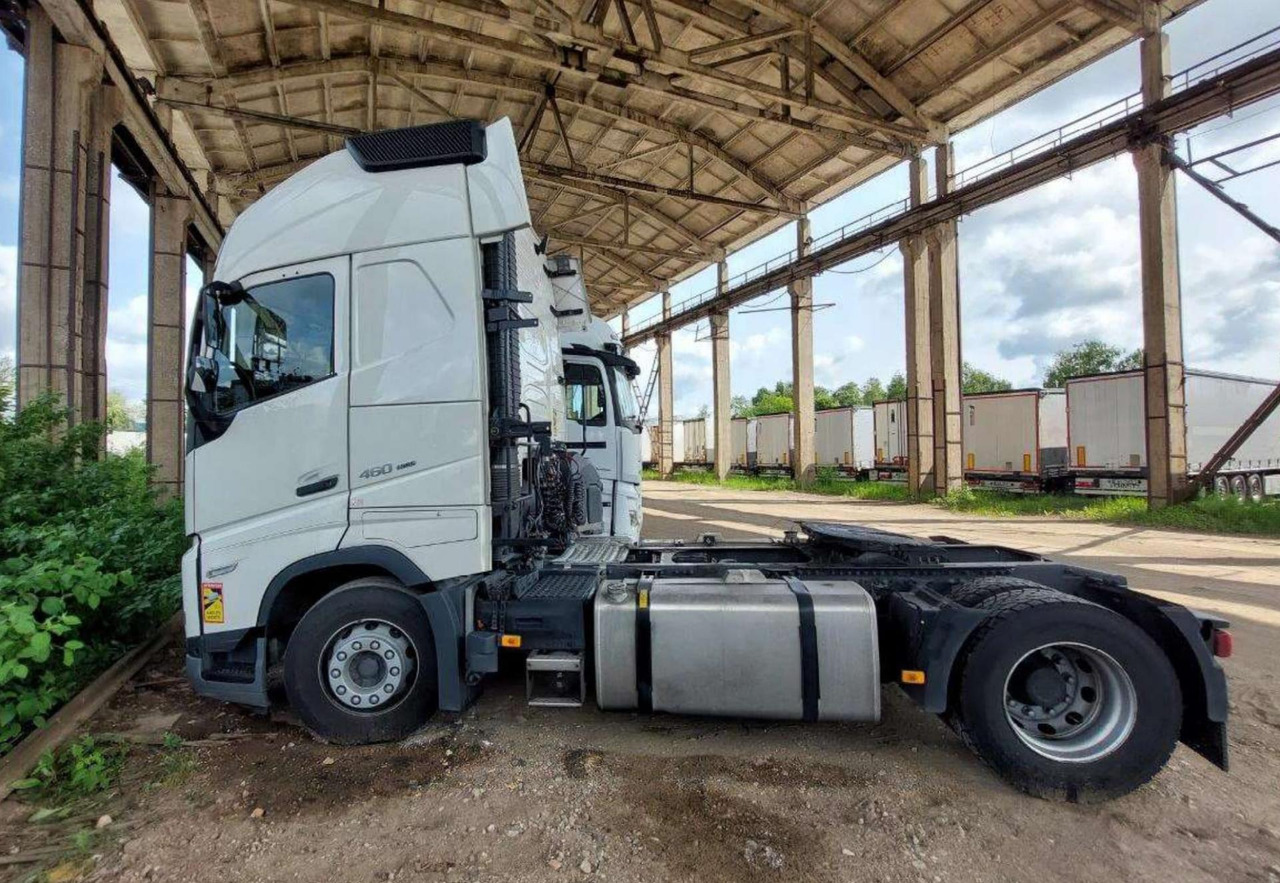 2024 Volvo FH 460 Globetrotter XL i-Save - شاحنة جرار: صور 2 2024 Volvo FH 460 Globetrotter XL i-Save - شاحنة جرار: صور 2