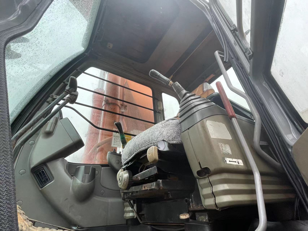 HITACHI ZX350LCH-1 - حفارات زحافة: صور 5 HITACHI ZX350LCH-1 - حفارات زحافة: صور 5