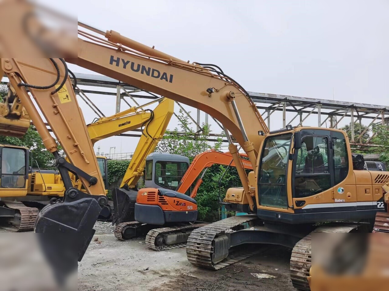HYUNDAI ROBEX 220 LC-9S - حفارات زحافة: صور 3 HYUNDAI ROBEX 220 LC-9S - حفارات زحافة: صور 3