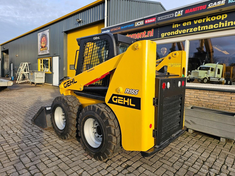 Gehl R165 - اللودر بعجل: صور 3 Gehl R165 - اللودر بعجل: صور 3