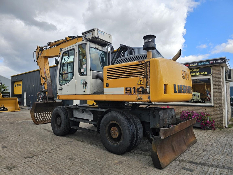 Liebherr A914 - حفارة على عجلات: صور 3 Liebherr A914 - حفارة على عجلات: صور 3
