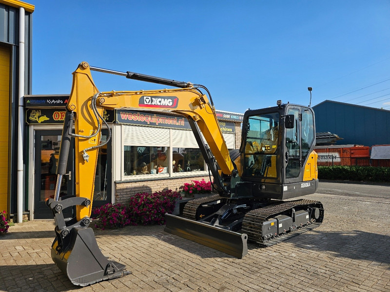 XCMG XE60GA - حفارة مصغرة: صور 2 XCMG XE60GA - حفارة مصغرة: صور 2
