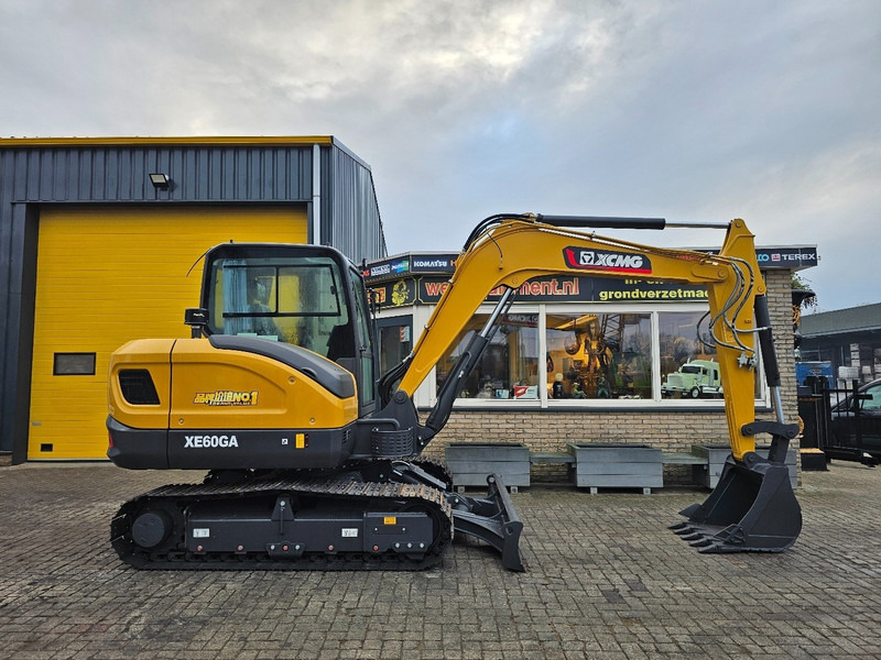 XCMG XE60GA - حفارة مصغرة: صور 5 XCMG XE60GA - حفارة مصغرة: صور 5