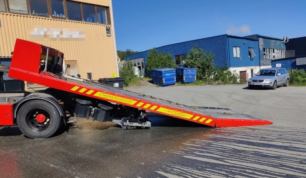 DAF LF 320 - سيارة السحب للتصليح: صور 4 DAF LF 320 - سيارة السحب للتصليح: صور 4