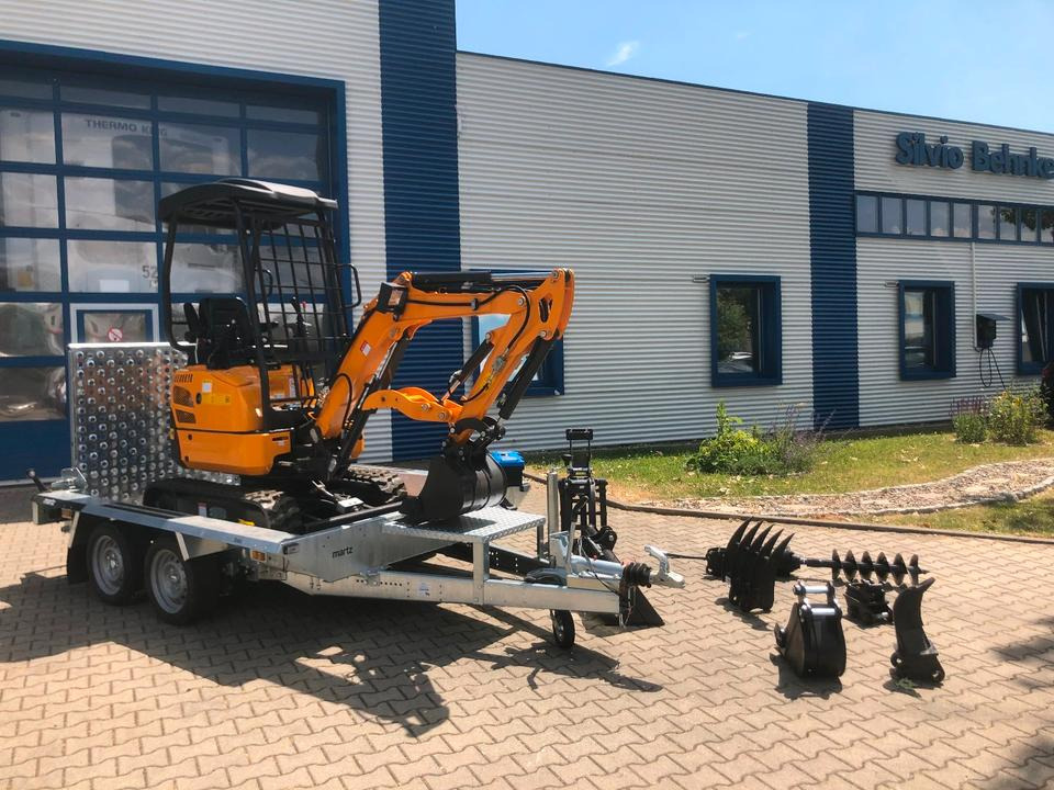 Minibagger BK1700JS + Tieflader + Zubehör *INKL.19% MWST*BERGER KRAUS*KUBOTA*JOYST*SOFORT! - حفارة مصغرة: صور 4 Minibagger BK1700JS + Tieflader + Zubehör *INKL.19% MWST*BERGER KRAUS*KUBOTA*JOYST*SOFORT! - حفارة مصغرة: صور 4