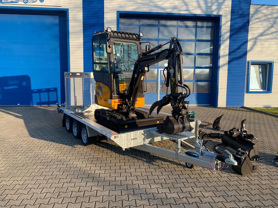 Minibagger BK2000NKSR + Tieflader + Zubehör *INKL.19% MWST*BERGER KRAUS*KUBOTA* KLIMA*SCHWENKARM*VERSTELLFAHRWERK* - حفارة مصغرة: صور 3 Minibagger BK2000NKSR + Tieflader + Zubehör *INKL.19% MWST*BERGER KRAUS*KUBOTA* KLIMA*SCHWENKARM*VERSTELLFAHRWERK* - حفارة مصغرة: صور 3