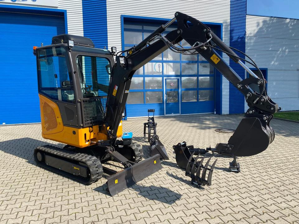 Minibagger BK2800ASR inkl. Zubehörpaket *INKL.19% MWST*BERGER KRAUS*KUBOTA*SCHWENKARM* VERSTELLFAHRWERK*KLIMA* - حفارة مصغرة: صور 5 Minibagger BK2800ASR inkl. Zubehörpaket *INKL.19% MWST*BERGER KRAUS*KUBOTA*SCHWENKARM* VERSTELLFAHRWERK*KLIMA* - حفارة مصغرة: صور 5
